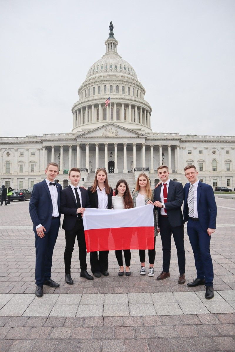 Sławomir Męczyński, absolwent GS nr 4 (dziś SP nr 5) w Bolesławcu, na stypendium w Stanach Zjednoczonych