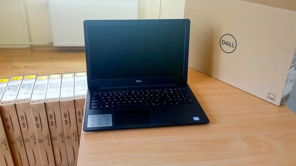 23 laptopy dla uczniów i nauczycieli od Gminy Warta Bolesławiecka