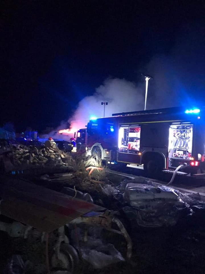 Nocna akcja straży w Ocicach (gmina Bolesławiec, powiat bolesławiecki)