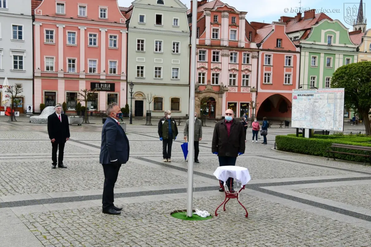 Biało-Czerwona na bolesławieckim Rynku