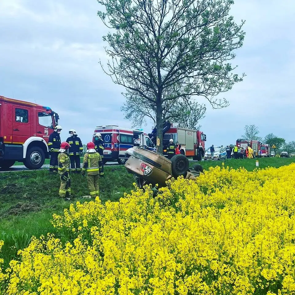 Akcja służb na DK nr 94 w Parzycach (gmina Nowogrodziec, powiat bolesławiecki)