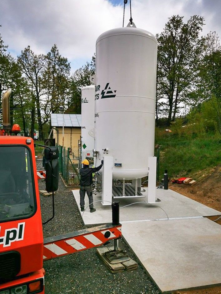 16-t zbiornik na tlen w szpitalu powiatowym w Bolesławcu