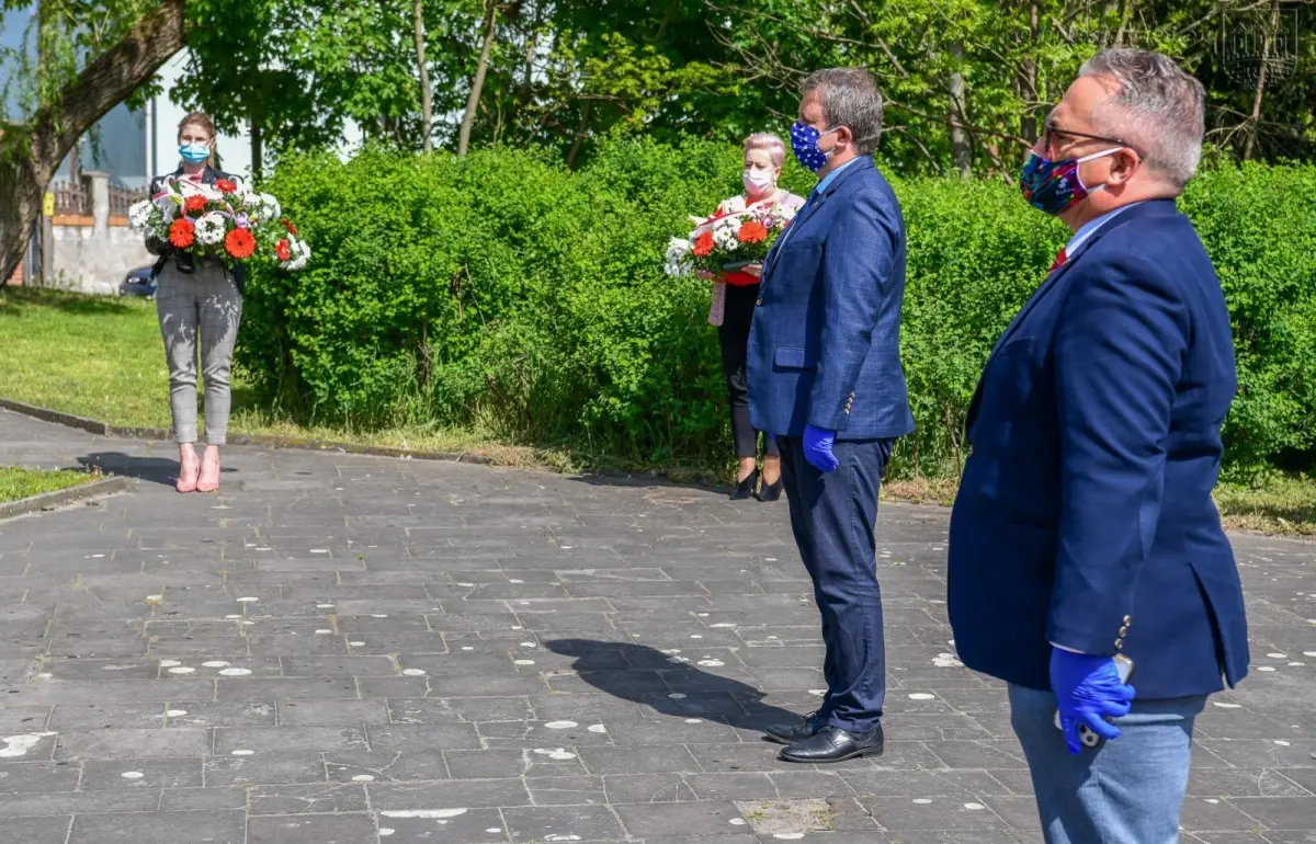 Bolesławiec: symboliczna uroczystość związana z rocznicą zakończenia II wojny światowej