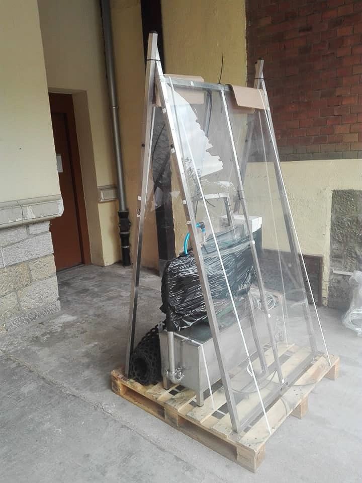 Kabina do dezynfekcji w szpitalu powiatowym w Bolesławcu