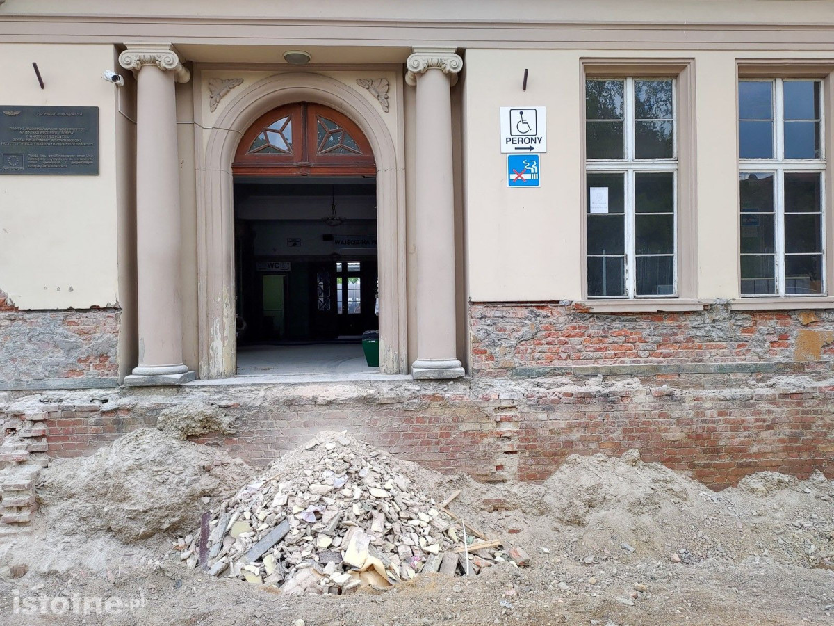 Remont dworca PKP w Bolesławcu