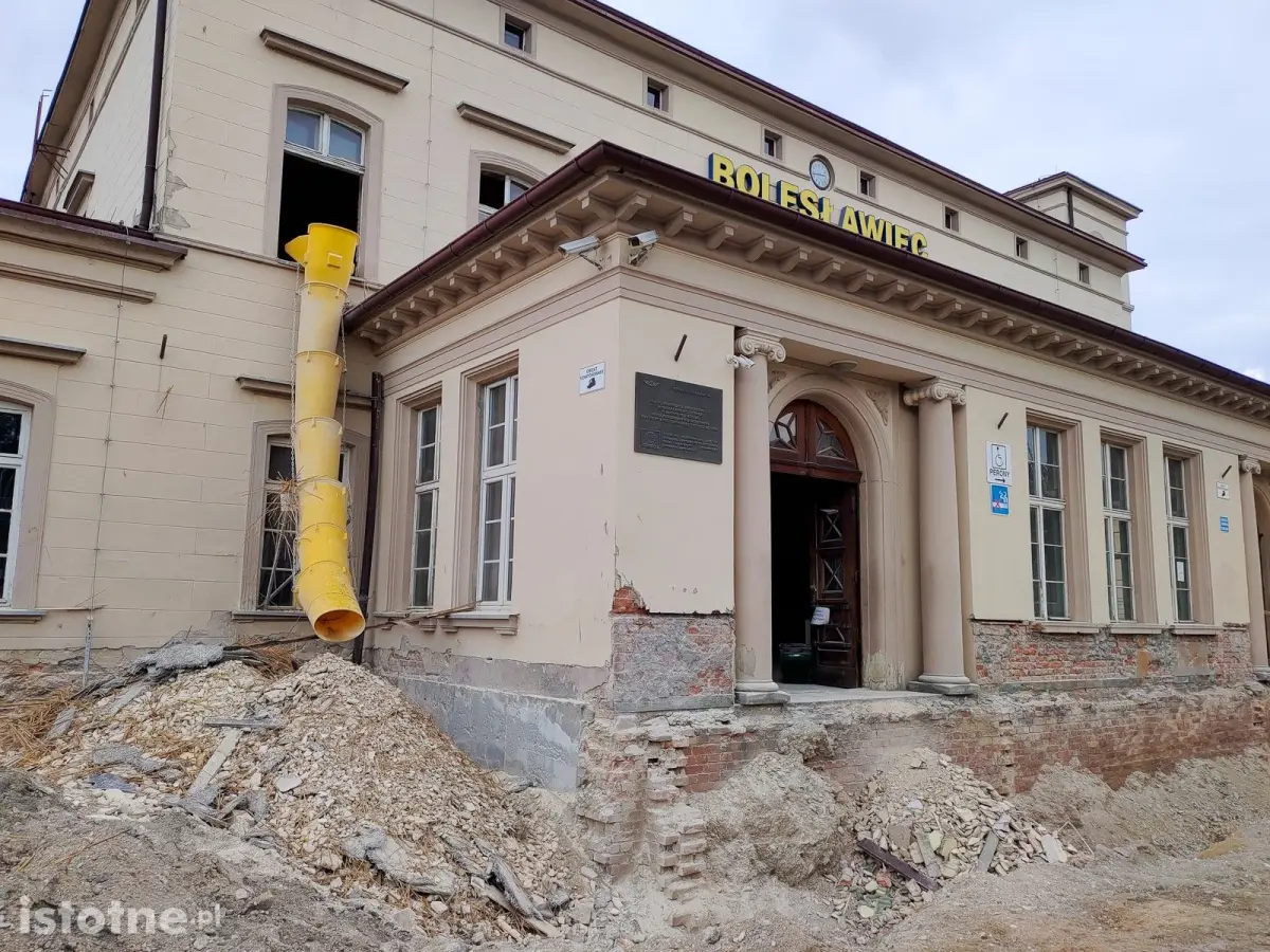 Remont dworca PKP w Bolesławcu