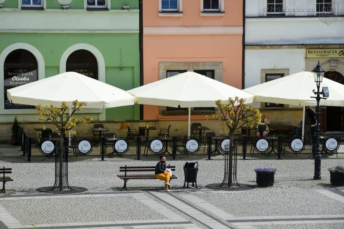 Na bolesławieckim Rynku działają ogródki kawiarniane