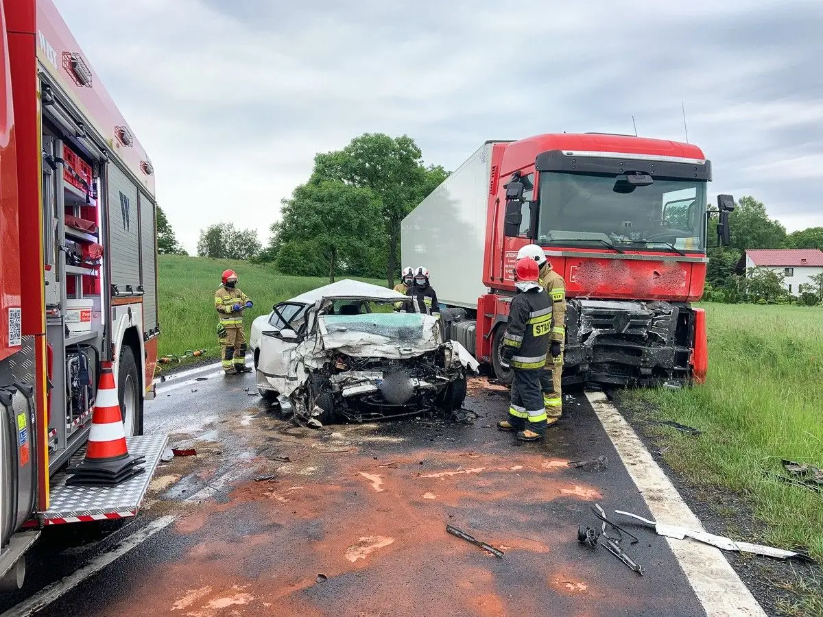 Wypadek w Tomaszowie Bolesławieckim (gmina Warta Bolesławiecka, powiat bolesławiecki)