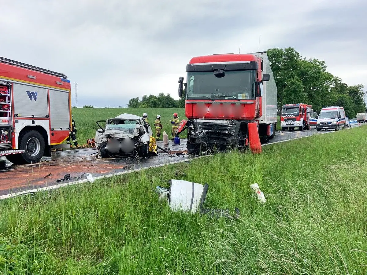 Wypadek w Tomaszowie Bolesławieckim (gmina Warta Bolesławiecka, powiat bolesławiecki)