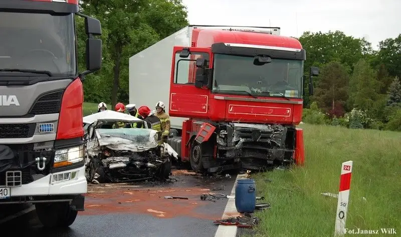 Wypadek w Tomaszowie Bolesławieckim (gmina Warta Bolesławiecka, powiat bolesławiecki)