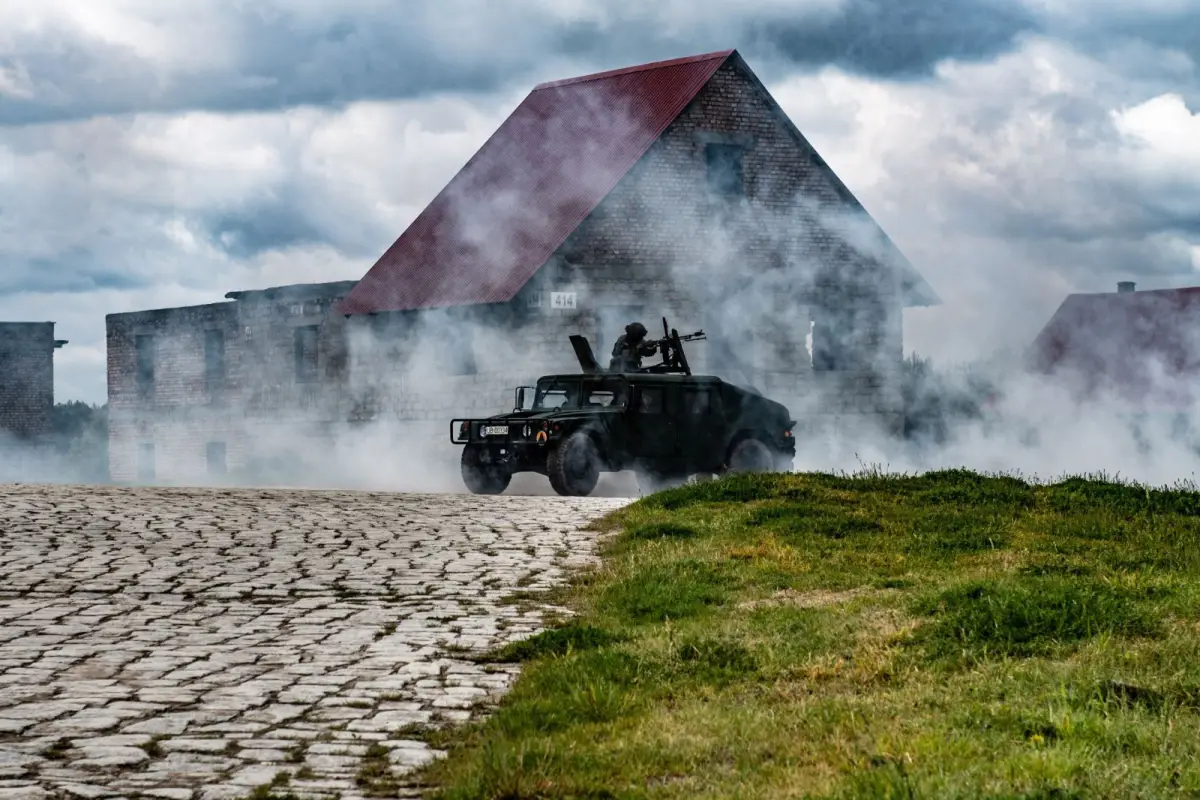 Ćwiczenia żołnierzy z 10 Brygady Kawalerii Pancernej w Świętoszowie
