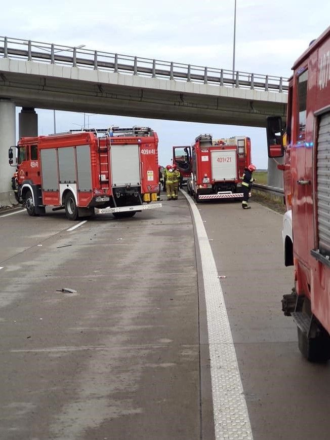 Wypadek na A4 – akcja służb z powiatu bolesławieckiego