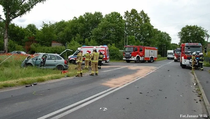 Niebezpiecznie na drogach: 9 groźnych zdarzeń w ciągu dziewięciu dni