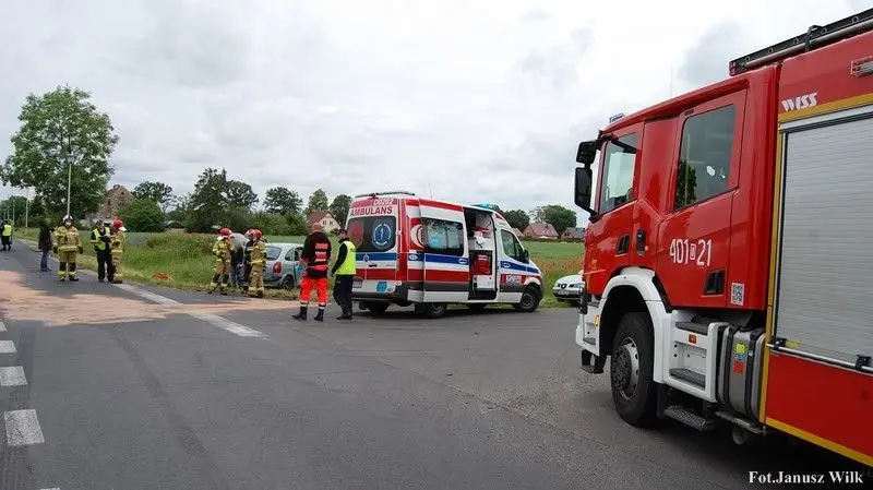 Niebezpiecznie na drogach: 9 groźnych zdarzeń w ciągu dziewięciu dni