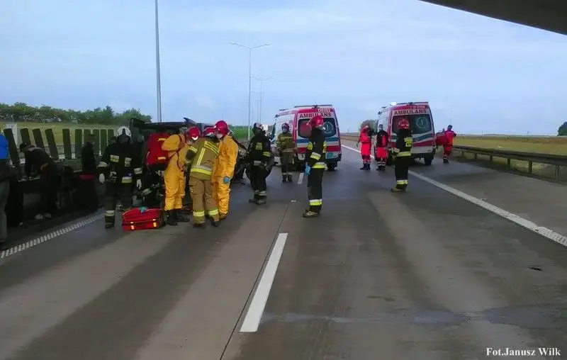 Niebezpiecznie na drogach: 9 groźnych zdarzeń w ciągu dziewięciu dni