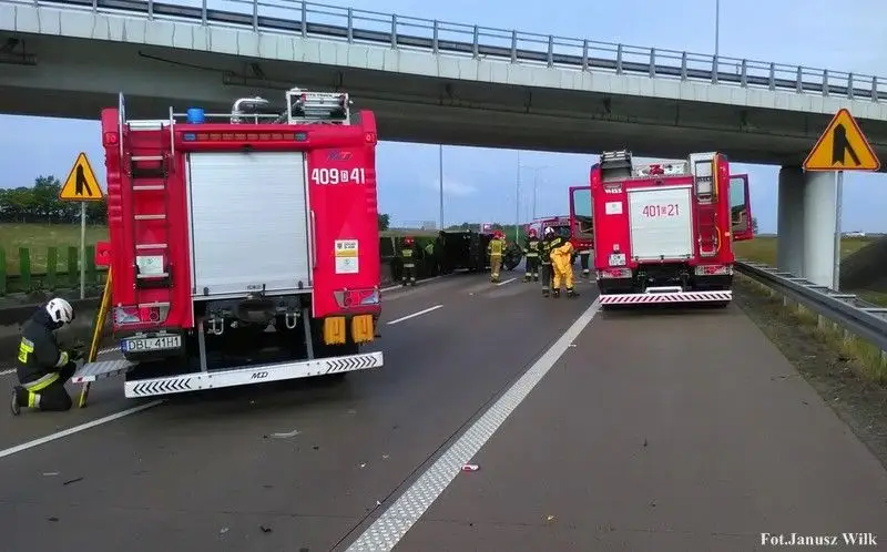 Niebezpiecznie na drogach: 9 groźnych zdarzeń w ciągu dziewięciu dni