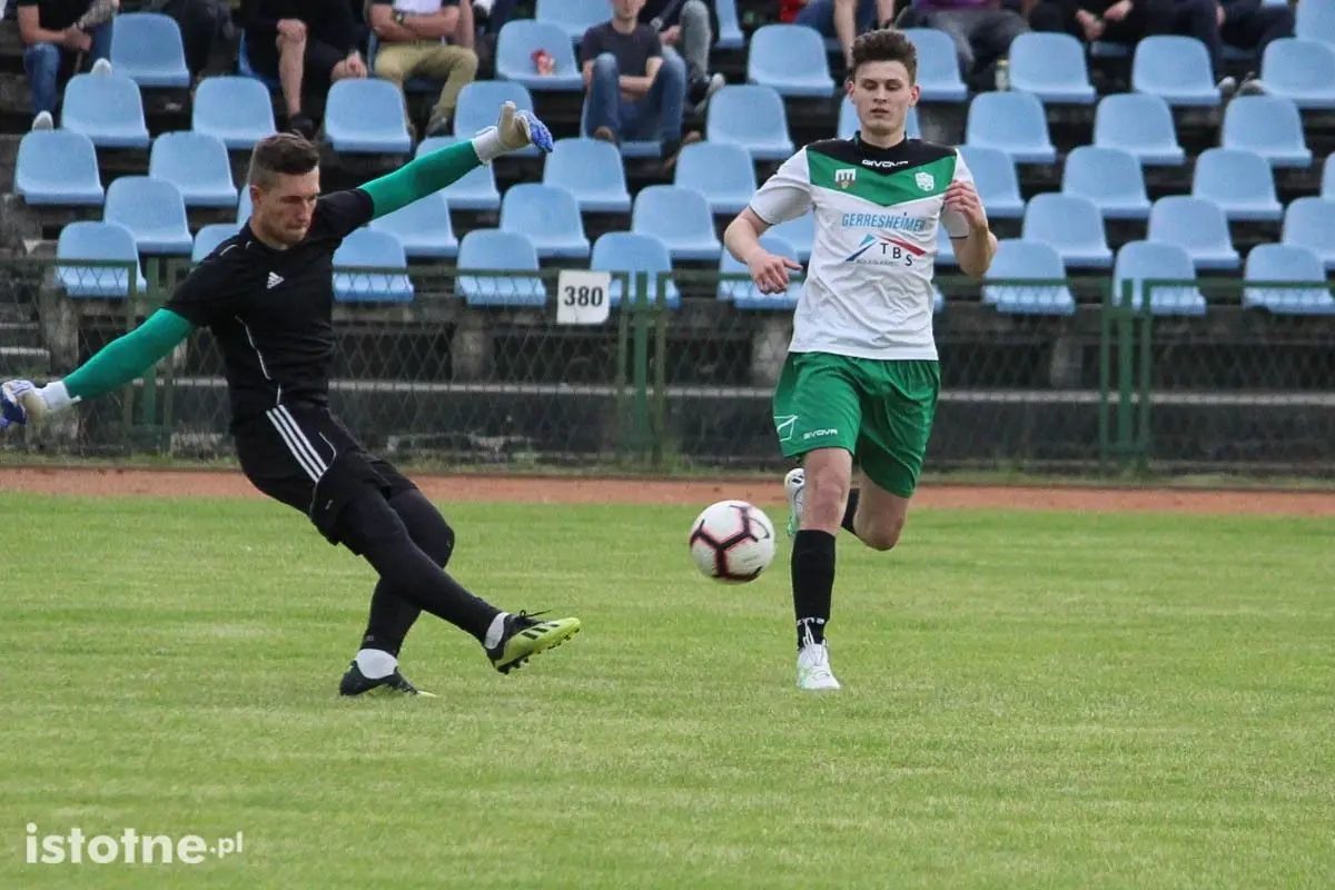 Apis wygrywa sparing w Bolesławcu