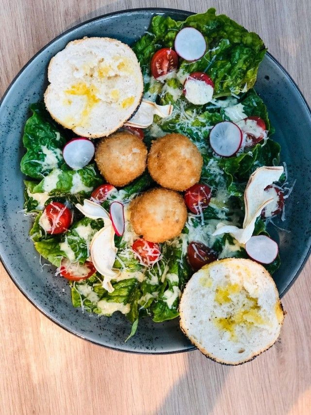 Dania Restauracji Winestone