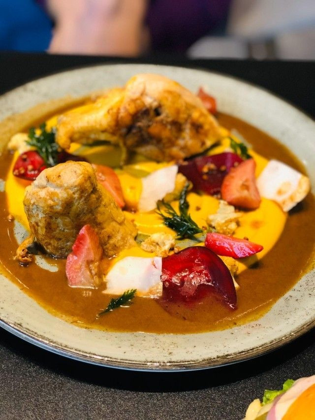 Dania Restauracji Winestone