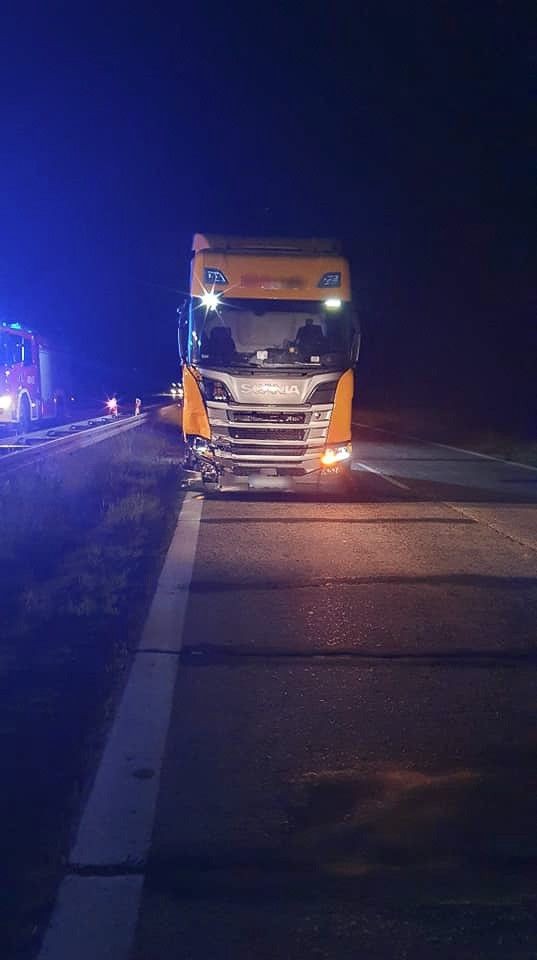 Kolizja na DK18. Akcja służb z powiatu bolesławieckiego