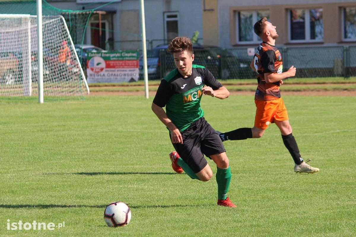 BKS wygrał z Hutnikiem i awansował do finału Okręgowego Pucharu Polski