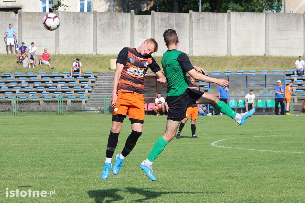 BKS wygrał z Hutnikiem i awansował do finału Okręgowego Pucharu Polski