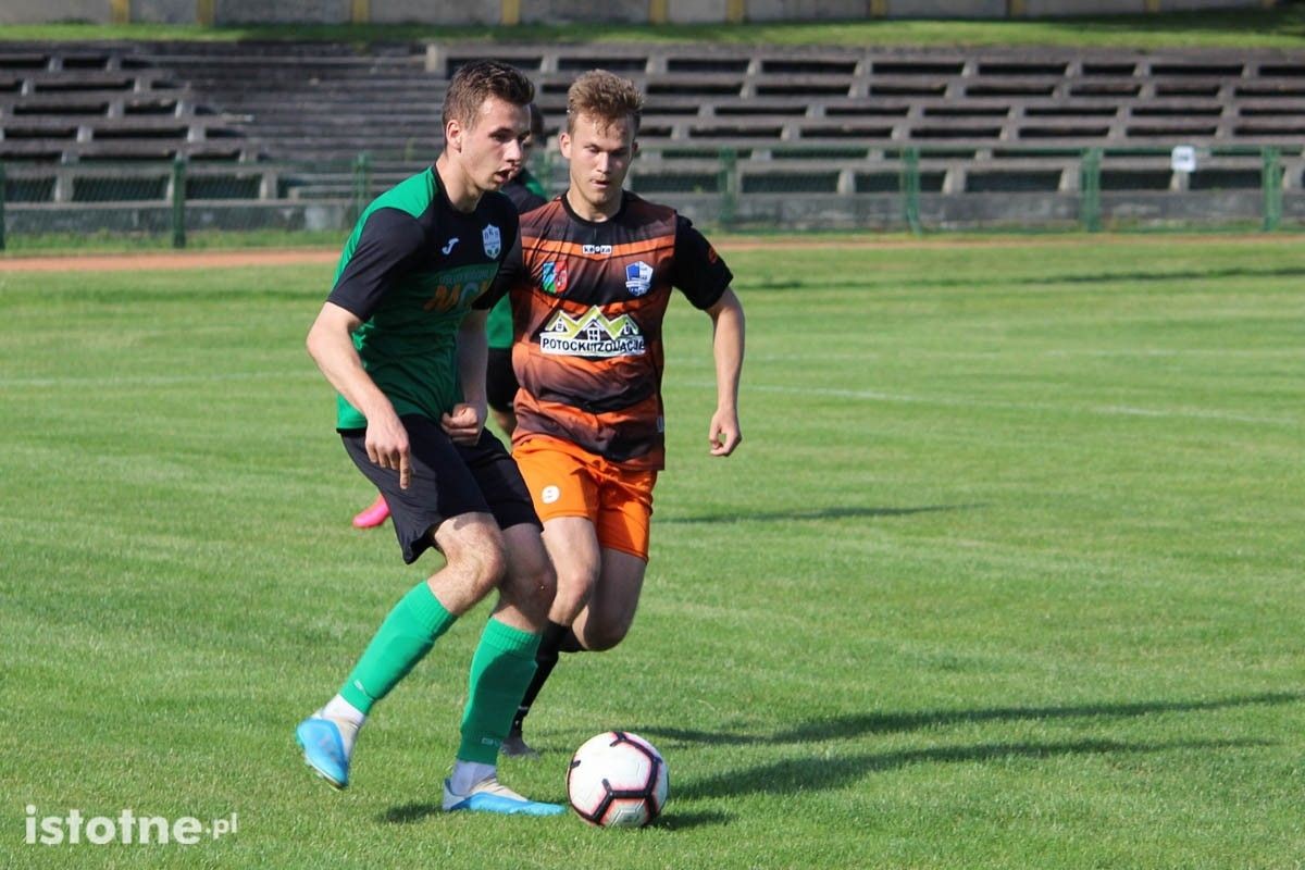 BKS wygrał z Hutnikiem i awansował do finału Okręgowego Pucharu Polski