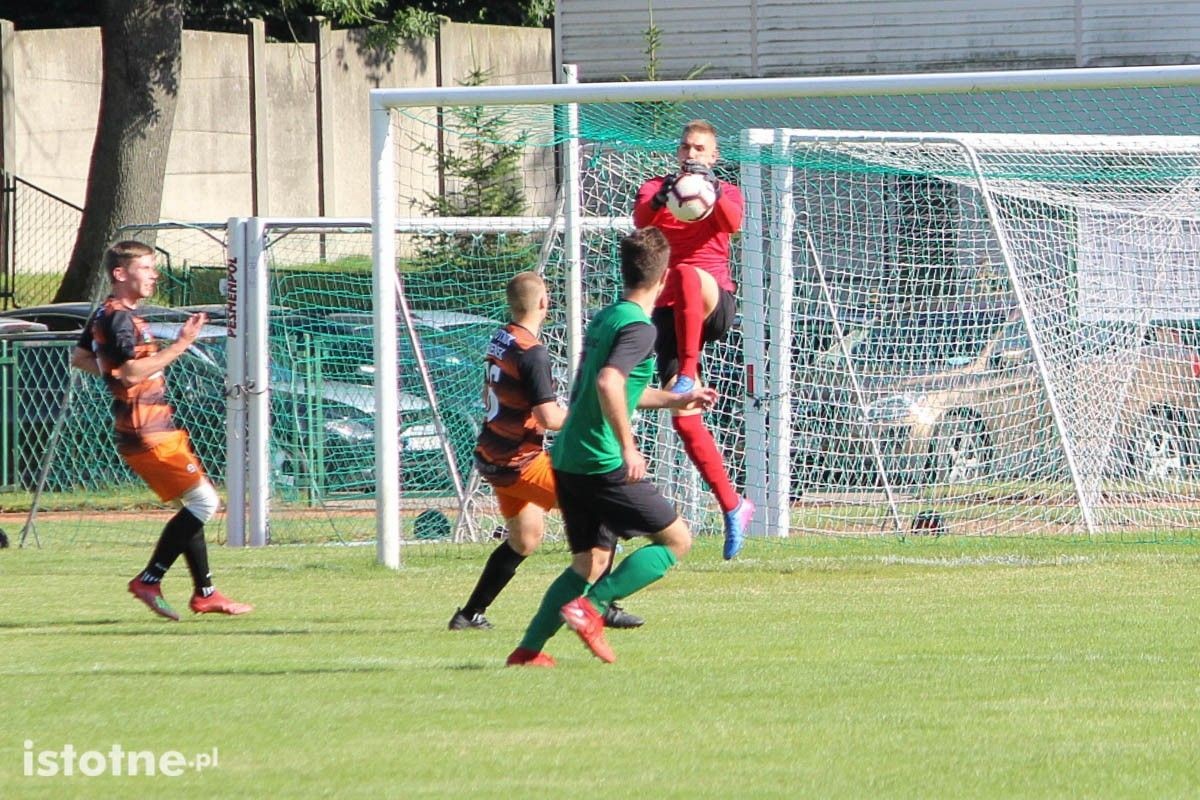 BKS wygrał z Hutnikiem i awansował do finału Okręgowego Pucharu Polski