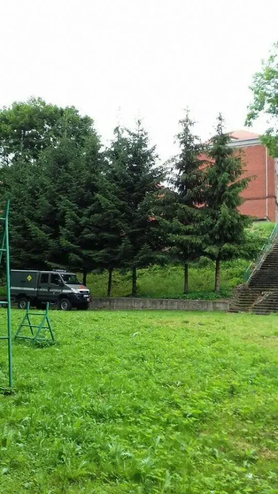 Akcja saperów z Bolesławca na terenie Zespołu Szkół Ogólnokształcących w Złotoryi