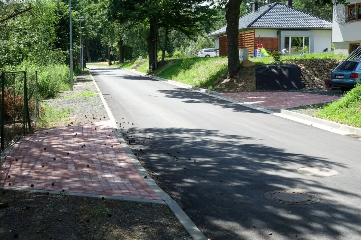 Завершені роботи на вулицях Bazaltowa та Забобже в Болеславці