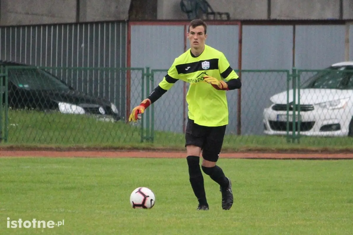 Apis wygrywa z BKS-em w finale Okręgowego Pucharu Polski