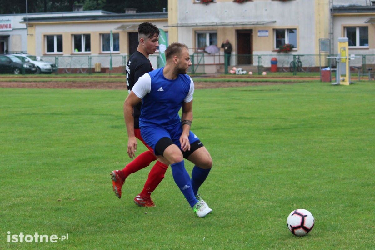 Apis wygrywa z BKS-em w finale Okręgowego Pucharu Polski
