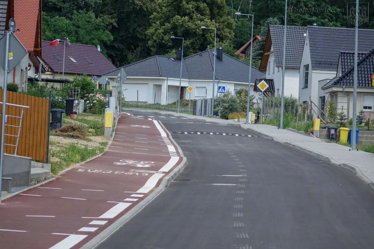 Budowa drogi przy ulicy Jagiellonów w Bolesławcu zakończona