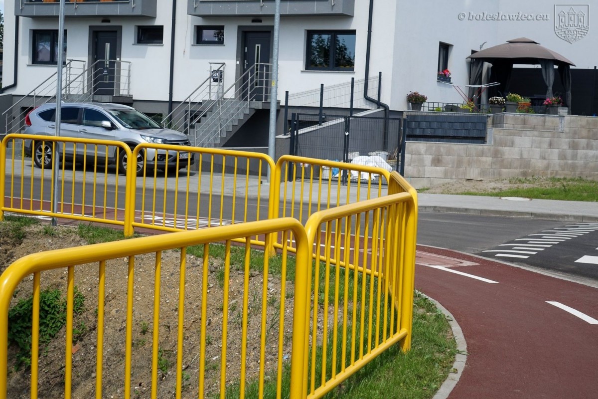 Budowa drogi przy ulicy Jagiellonów w Bolesławcu zakończona