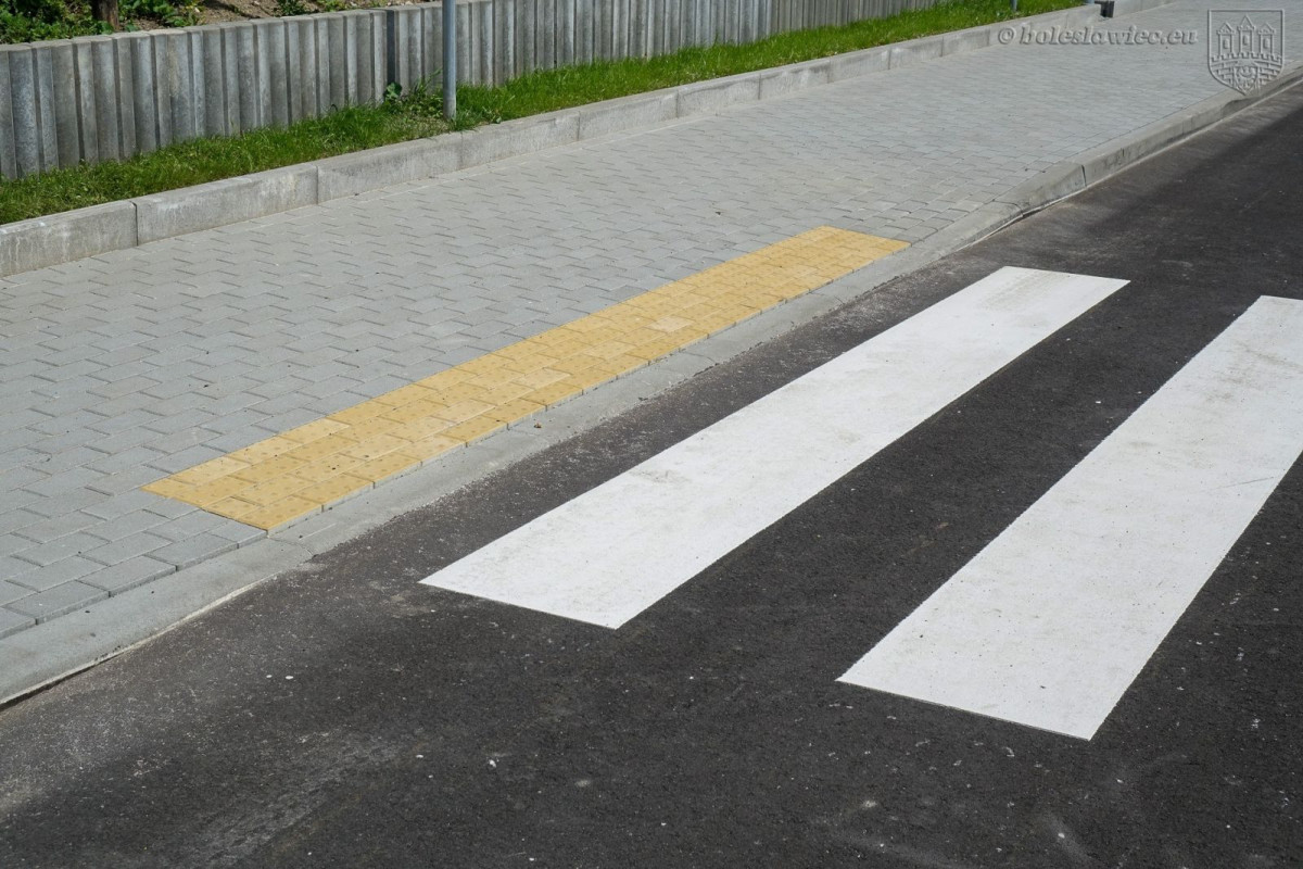 Budowa drogi przy ulicy Jagiellonów w Bolesławcu zakończona