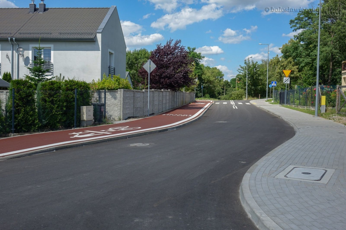 Budowa drogi przy ulicy Jagiellonów w Bolesławcu zakończona