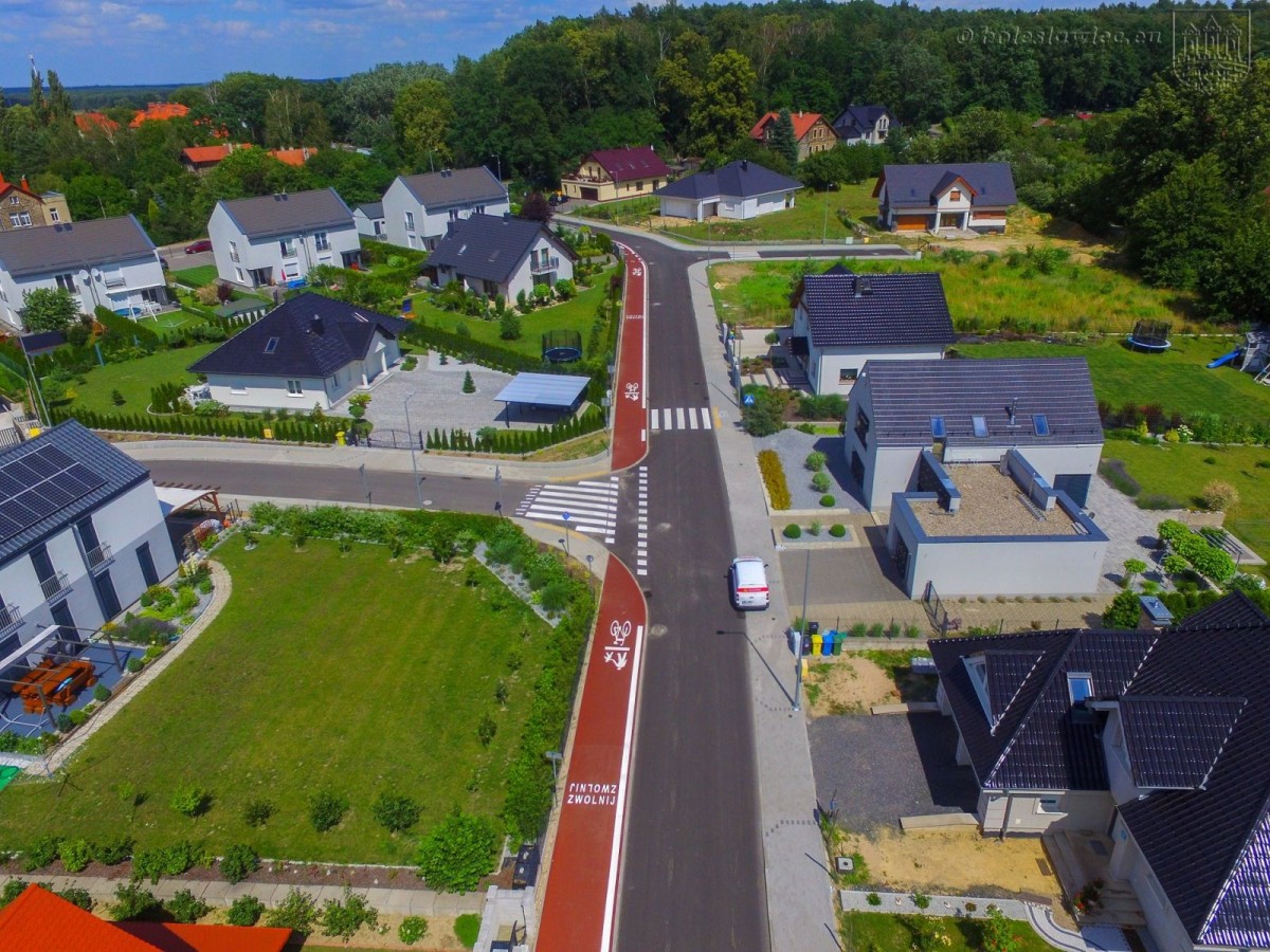 Budowa drogi przy ulicy Jagiellonów w Bolesławcu zakończona