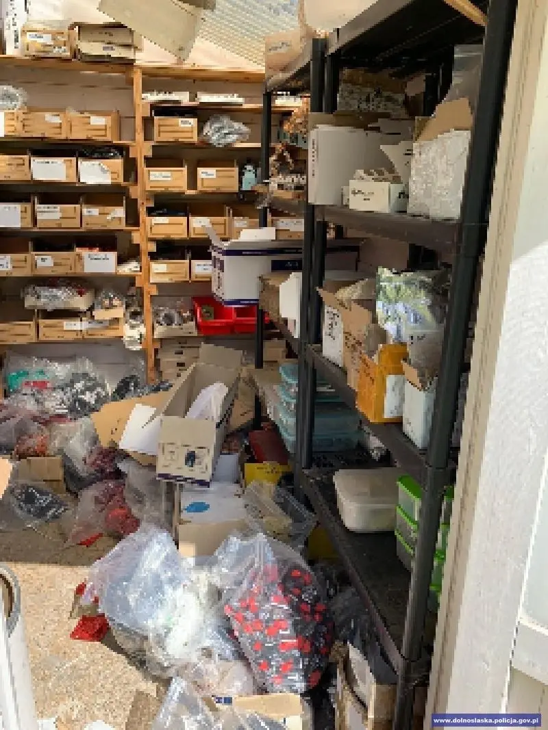 Przechwycone dopalacze o czarnorynkowej wartości ponad 2,5 mln zł