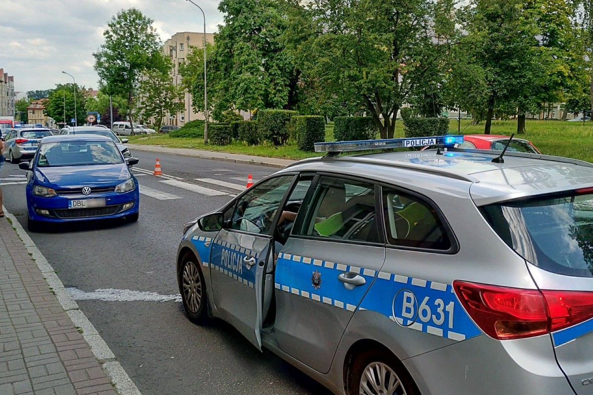 Auta po potrąceniu pieszej na ul. Garncarskiej