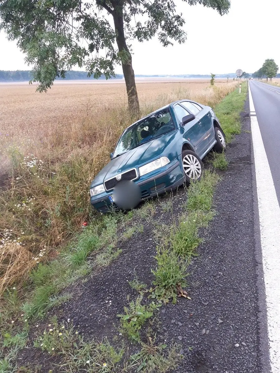 Zdarzenie drogowe między Kruszynem a Tomaszowem Bolesławieckim