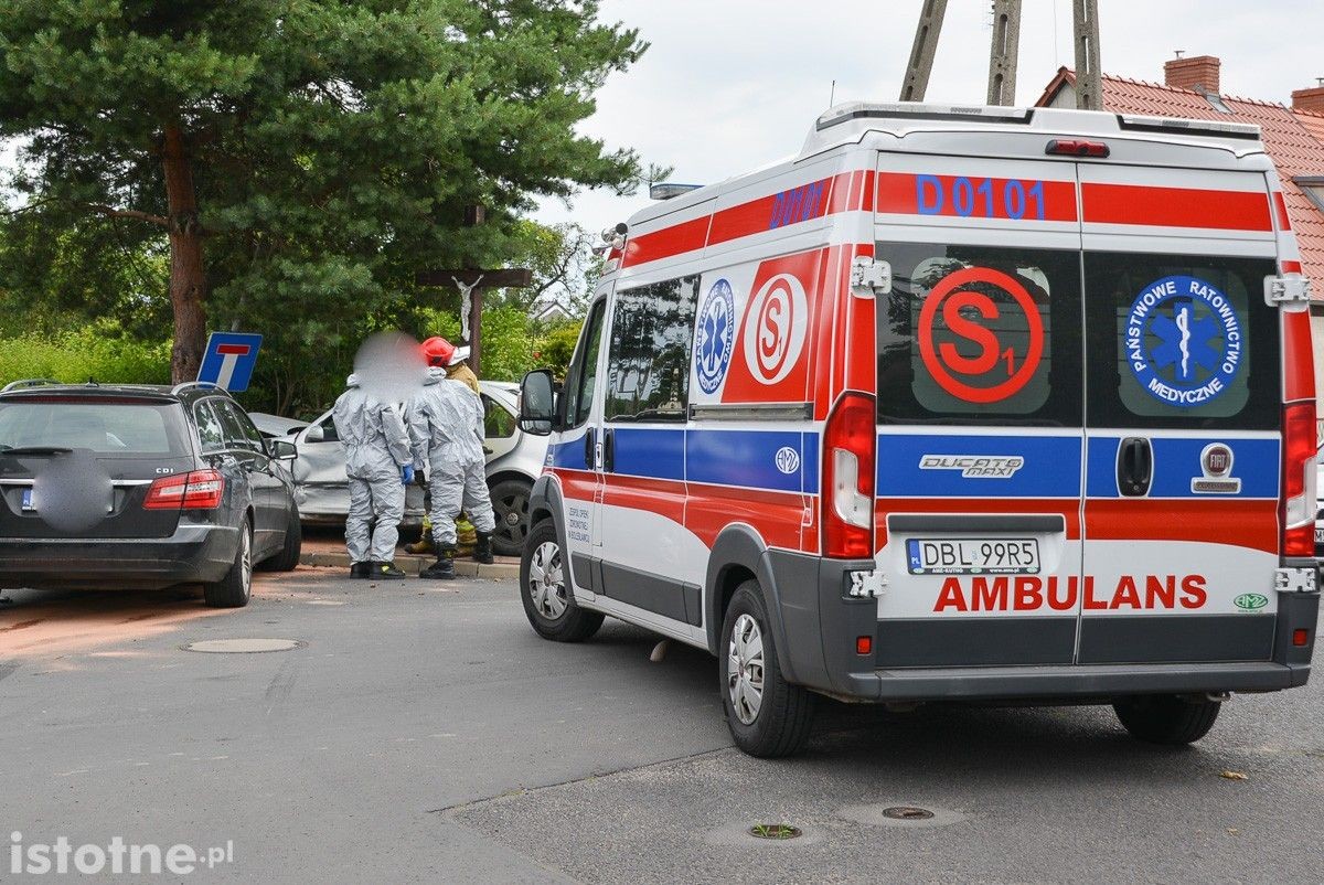 Zderzenie dwóch aut na Łąkowej w Bolesławcu