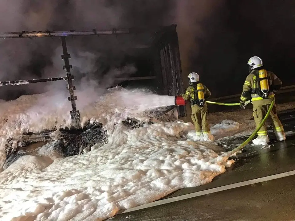 Akcja straży pożarnej na A18