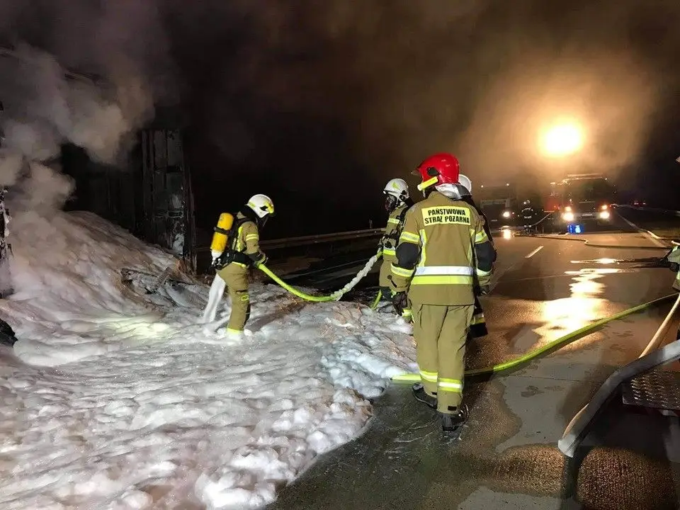 Akcja straży pożarnej na A18