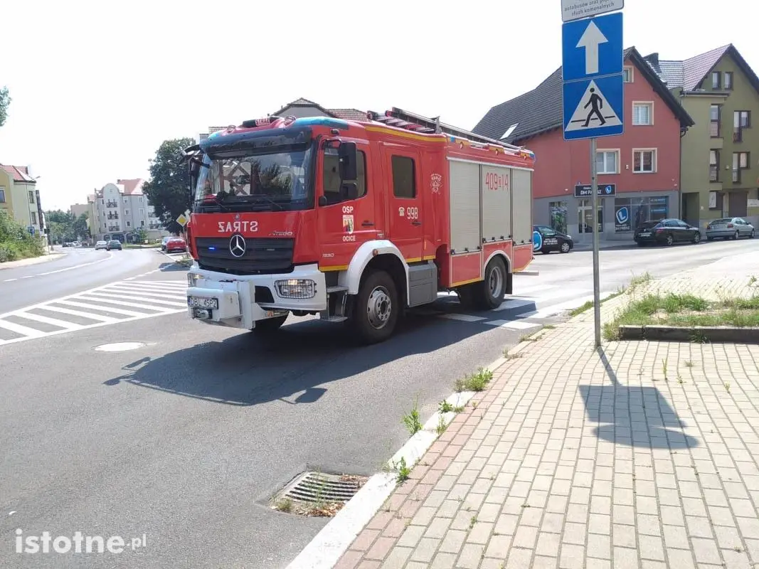 Tłusta plama na drogach w centrum Bolesławca