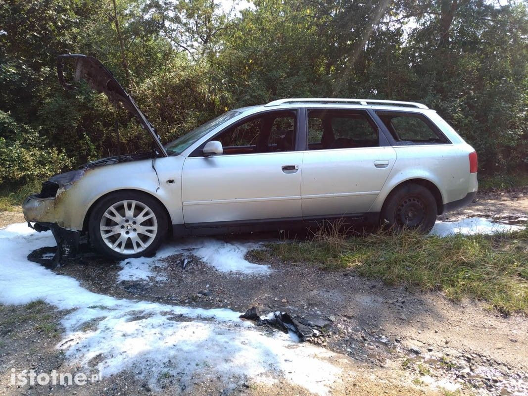 Pożar samochodu Audi przy Kościuszki w Bolesławcu