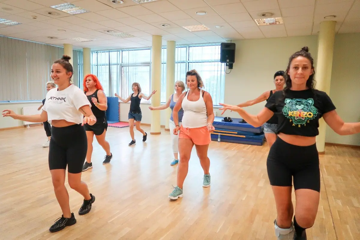 Вокальний ансамбль та ансамбль ZUMBA під час репетицій
