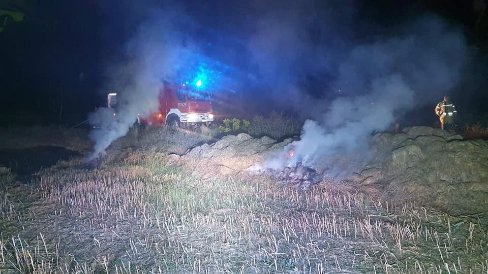 Akcja straży pożarnej w Krępnicy (gmina Bolesławiec, powiat bolesławiecki)