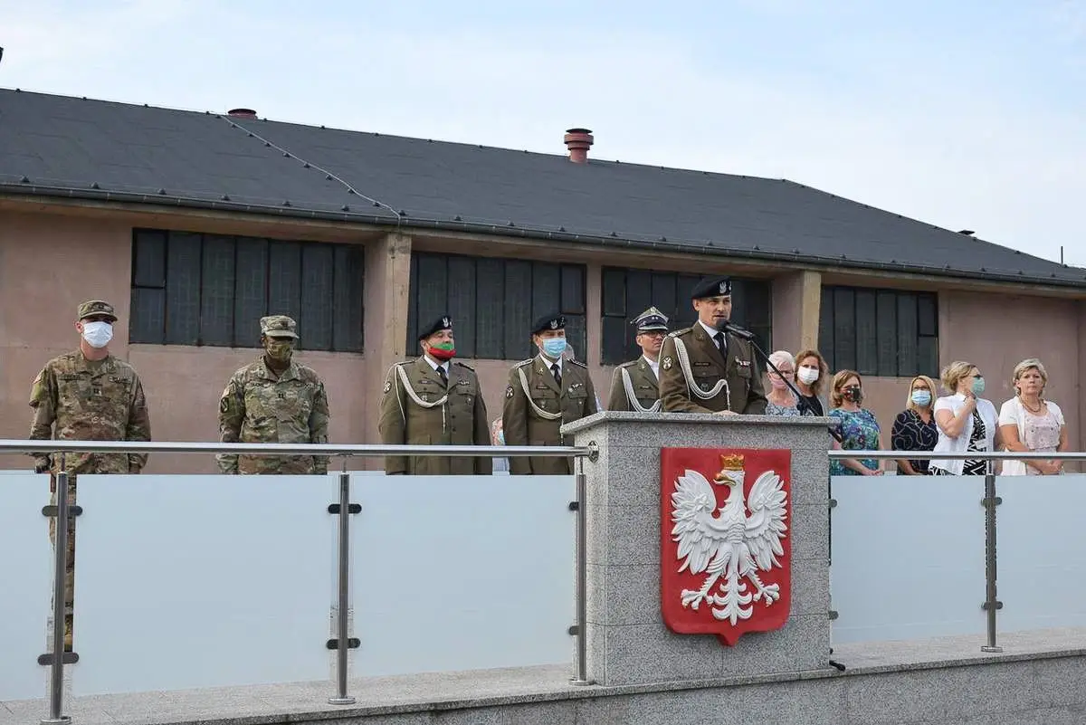 Święto Wojska Polskiego w 23 Pułku Artylerii w Bolesławcu
