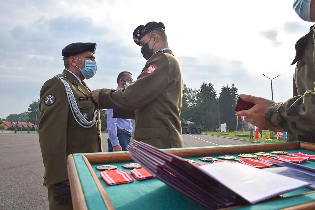 Święto Wojska Polskiego w 23 Pułku Artylerii w Bolesławcu