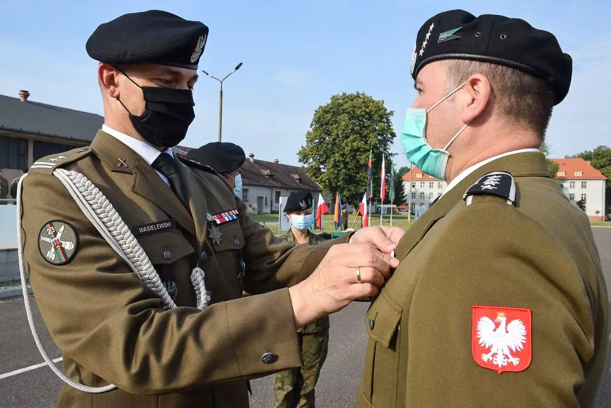 Święto Wojska Polskiego w 23 Pułku Artylerii w Bolesławcu